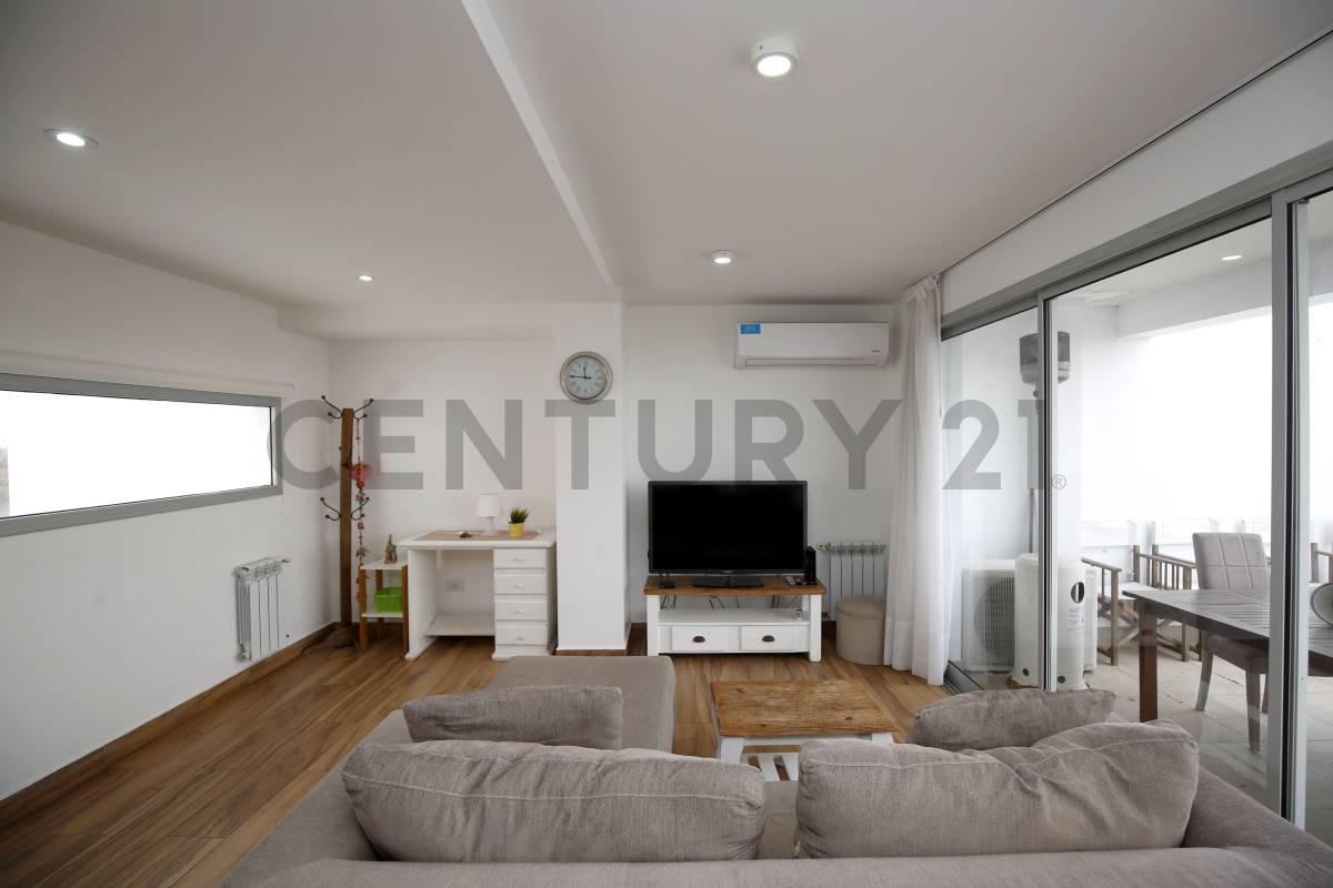 DEPARTAMENTO EN VENTA EN LA PLATA DE 3 DORMITORIOS CON COCHERA — foto 1