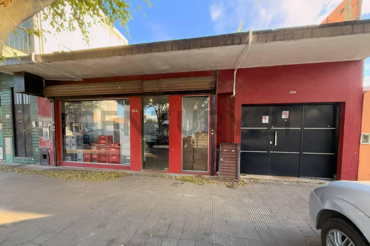 CASA CON LOCAL EN VENTA LA PLATA TOLOSA — foto 1