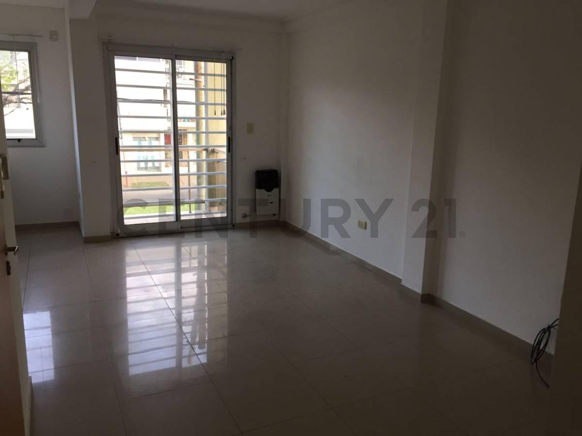 38 entre 18 y plaza Güemes DEPARTAMENTO EN VENTA — foto 1