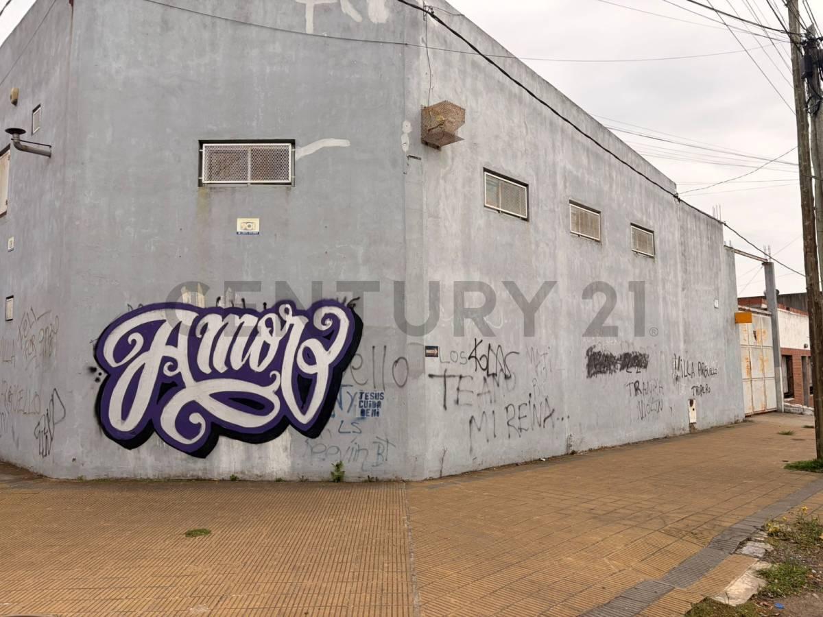LOCAL GALPON EN ALQUILER EN LA PLATA — foto 1