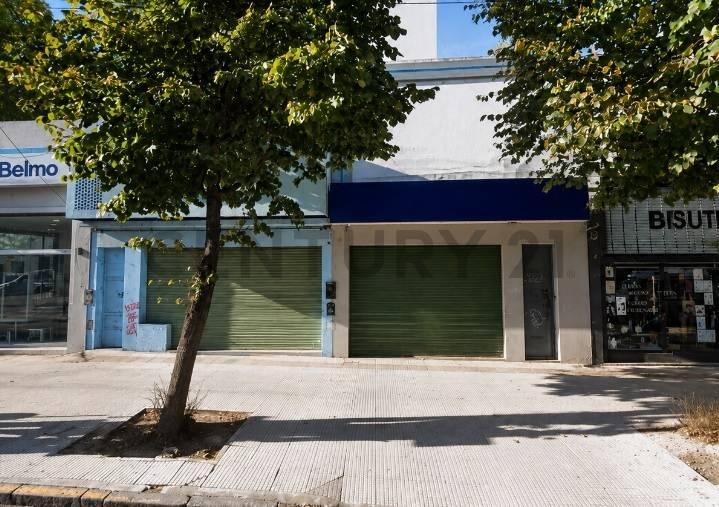LOTE TERRENO EN VENTA EN LA PLATA SOBRE AVENIDA 7 — foto 1