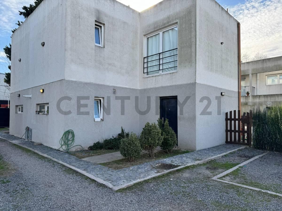 DUPLEX EN ALQUILER EN GORINA Barrio Semicerrado El Paraiso — foto 1