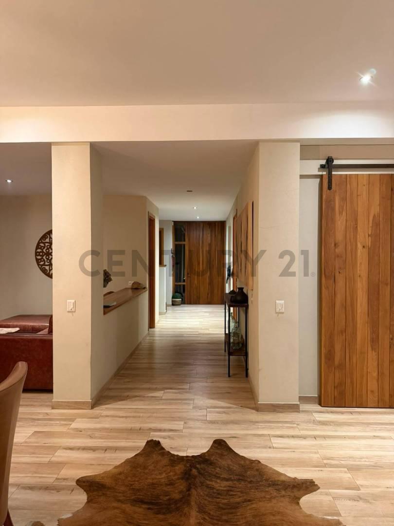 Espectacular casa a la laguna en alquiler con muebles en Castaños, Nordelta — foto 1