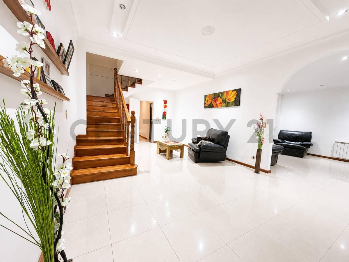 VENTA CASA 6 AMBIENTES EN ITUZAINGO APTO CRÉDITO — foto 1
