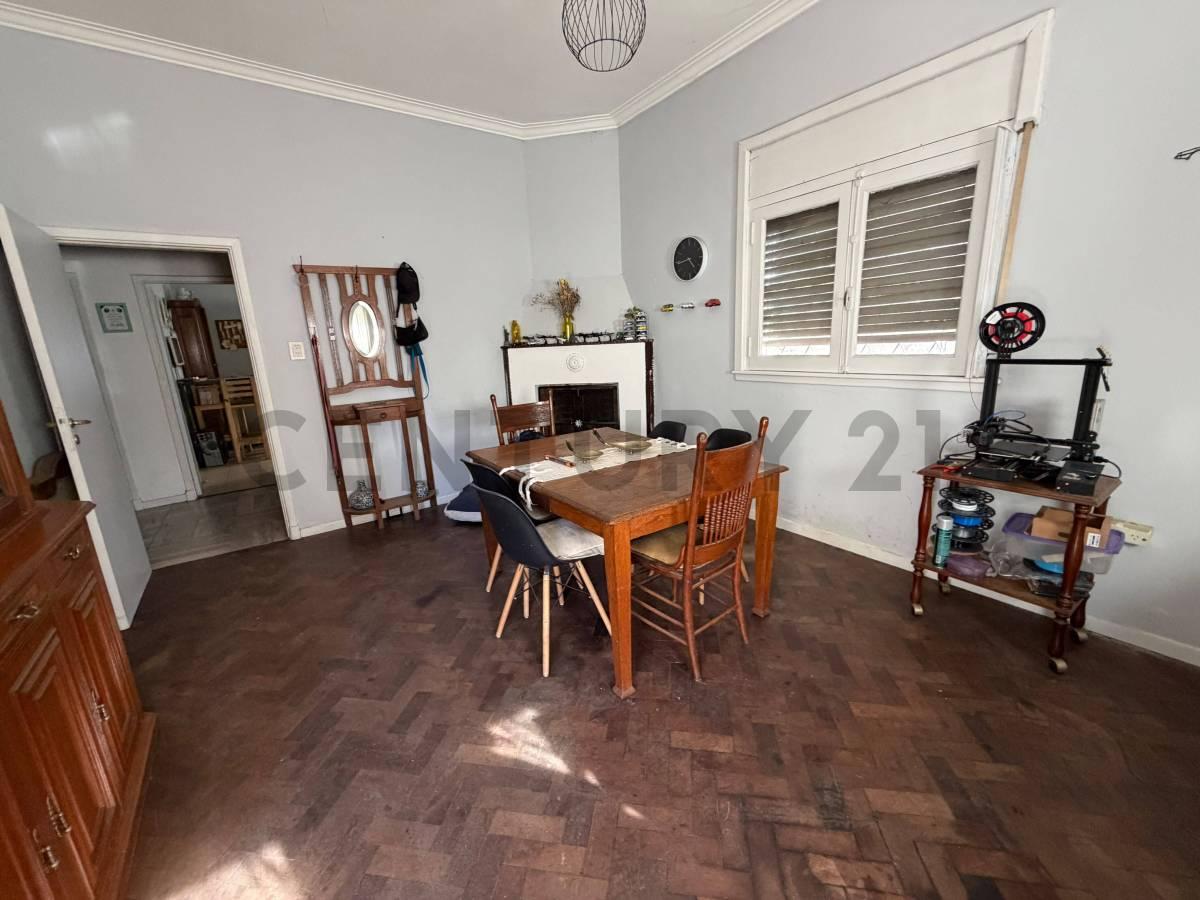 VENTA DE CASA 3 AMBIENTES CASTELAR NORTE — foto 1