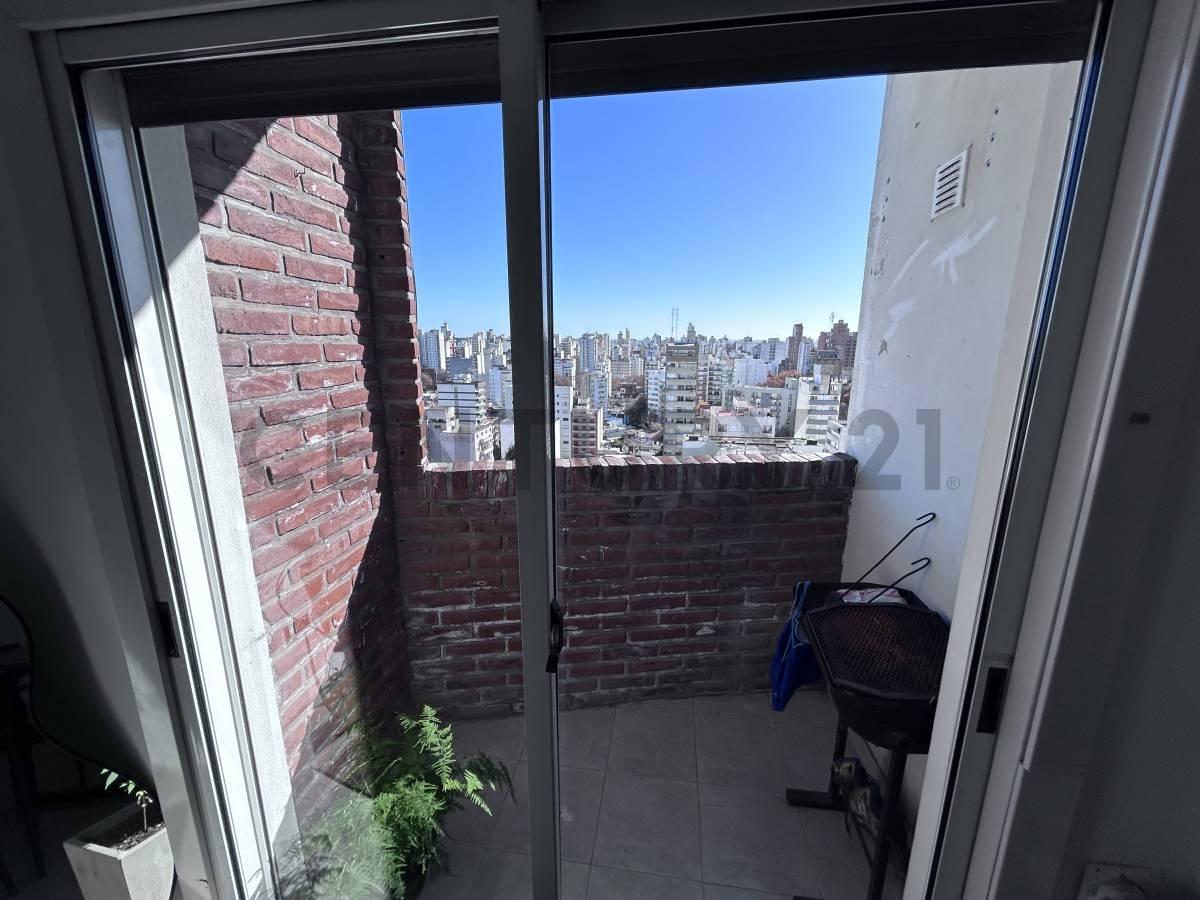 Venta de Departamento de 2 Dormitorios en La Plata — foto 1