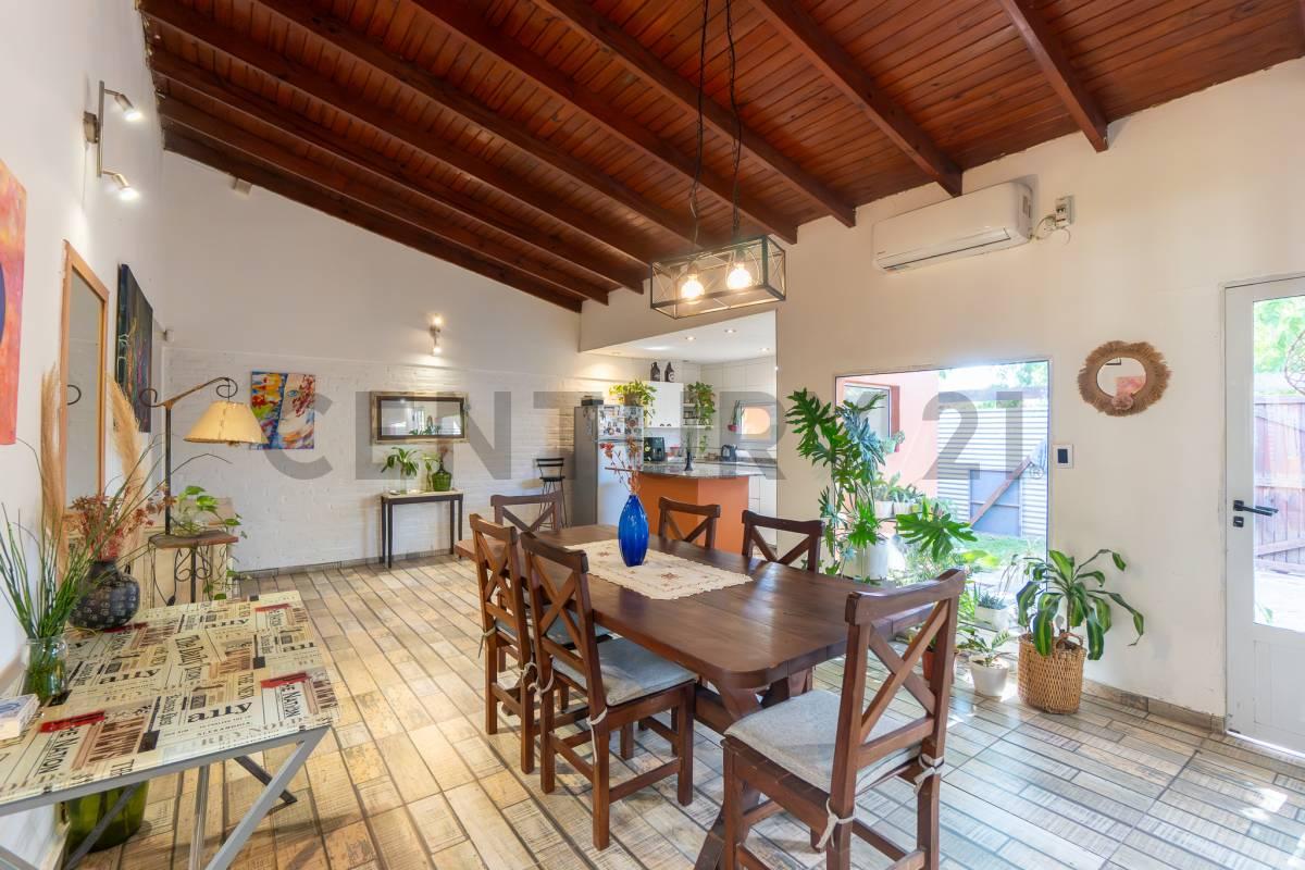 CASA EN VENTA 3 DORMITORIOS CON PILETA EN VILLA ELISA, LA PLATA — foto 1
