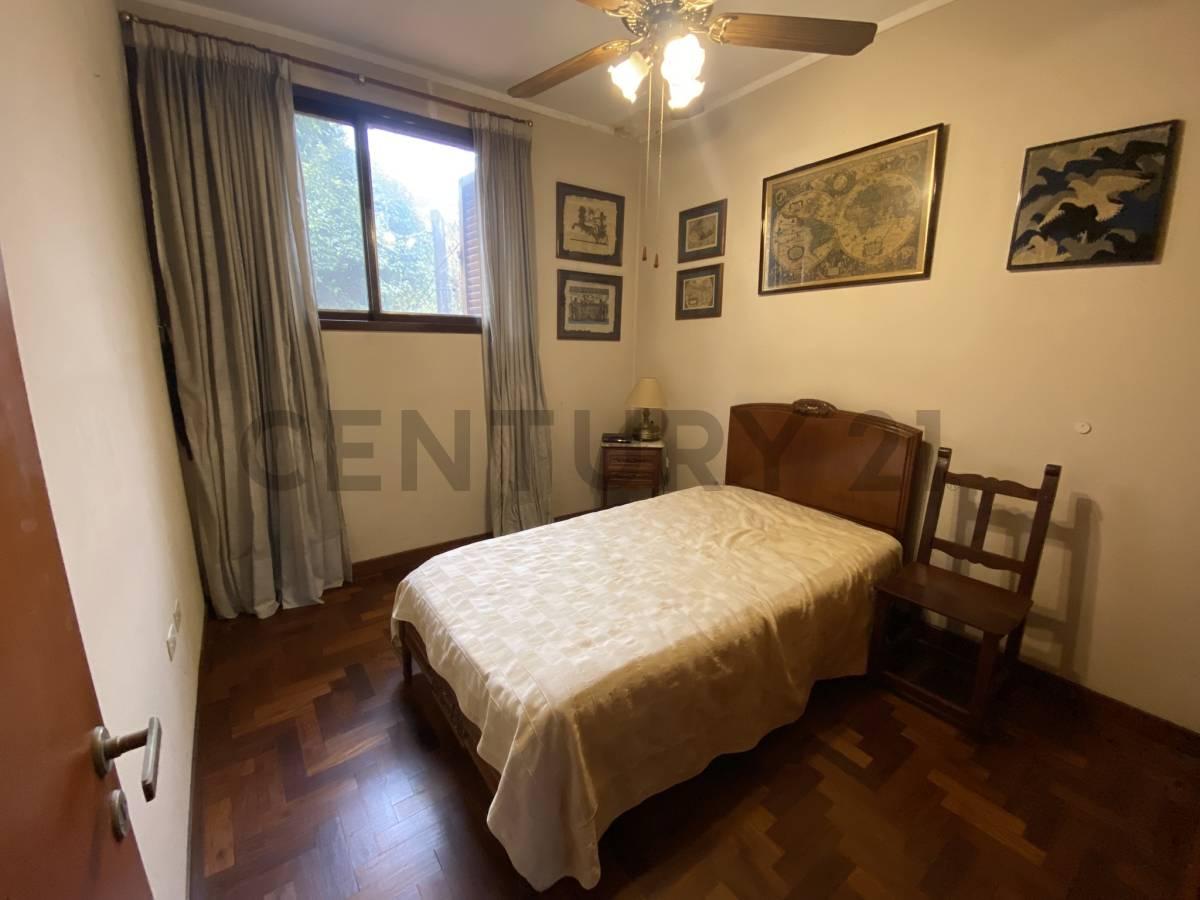 Casa en venta en Gonnet — foto 1