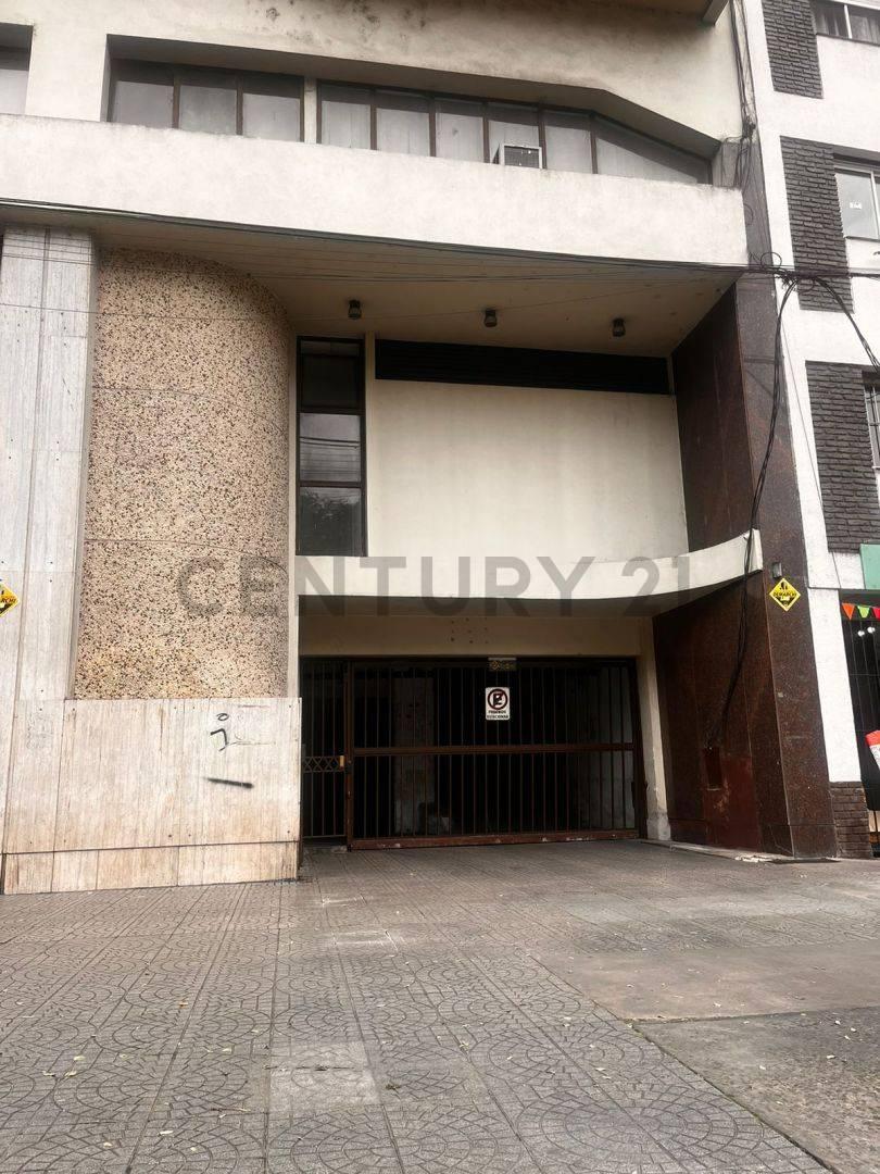 Cochera en venta — foto 1