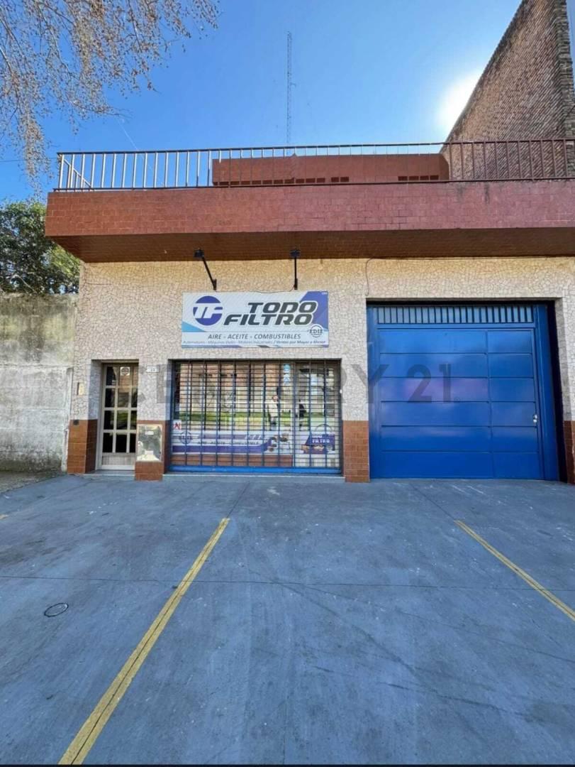 VENTA DE GALPON + OFICINAS EN PLANTA ALTA 508M2 TOTALES — foto 1