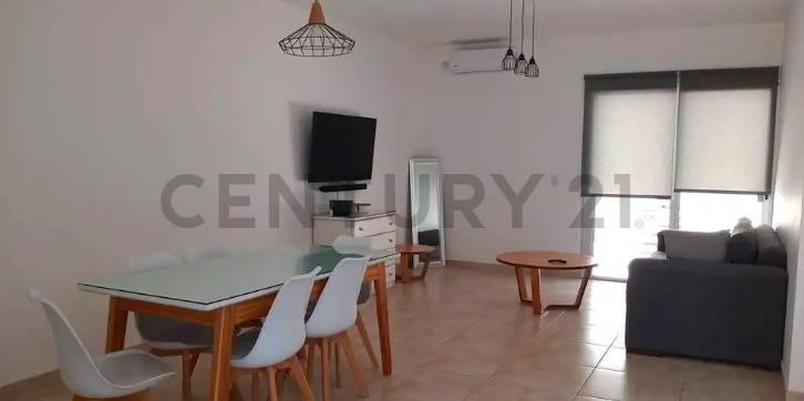 Duplex frente al Dalvian — foto 1