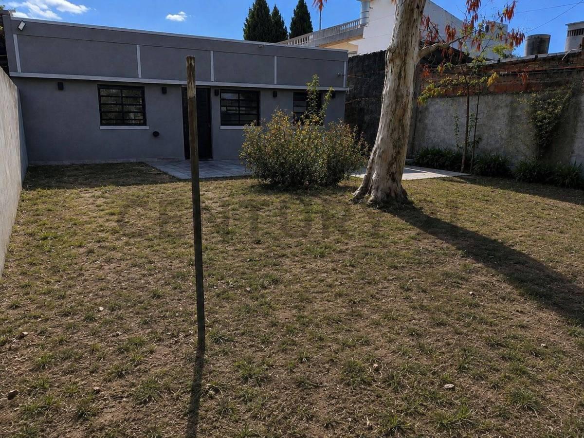 61 E/ 150 Y 151 - CASA EN ALQUILER DE 2 DORMITORIOS — foto 1