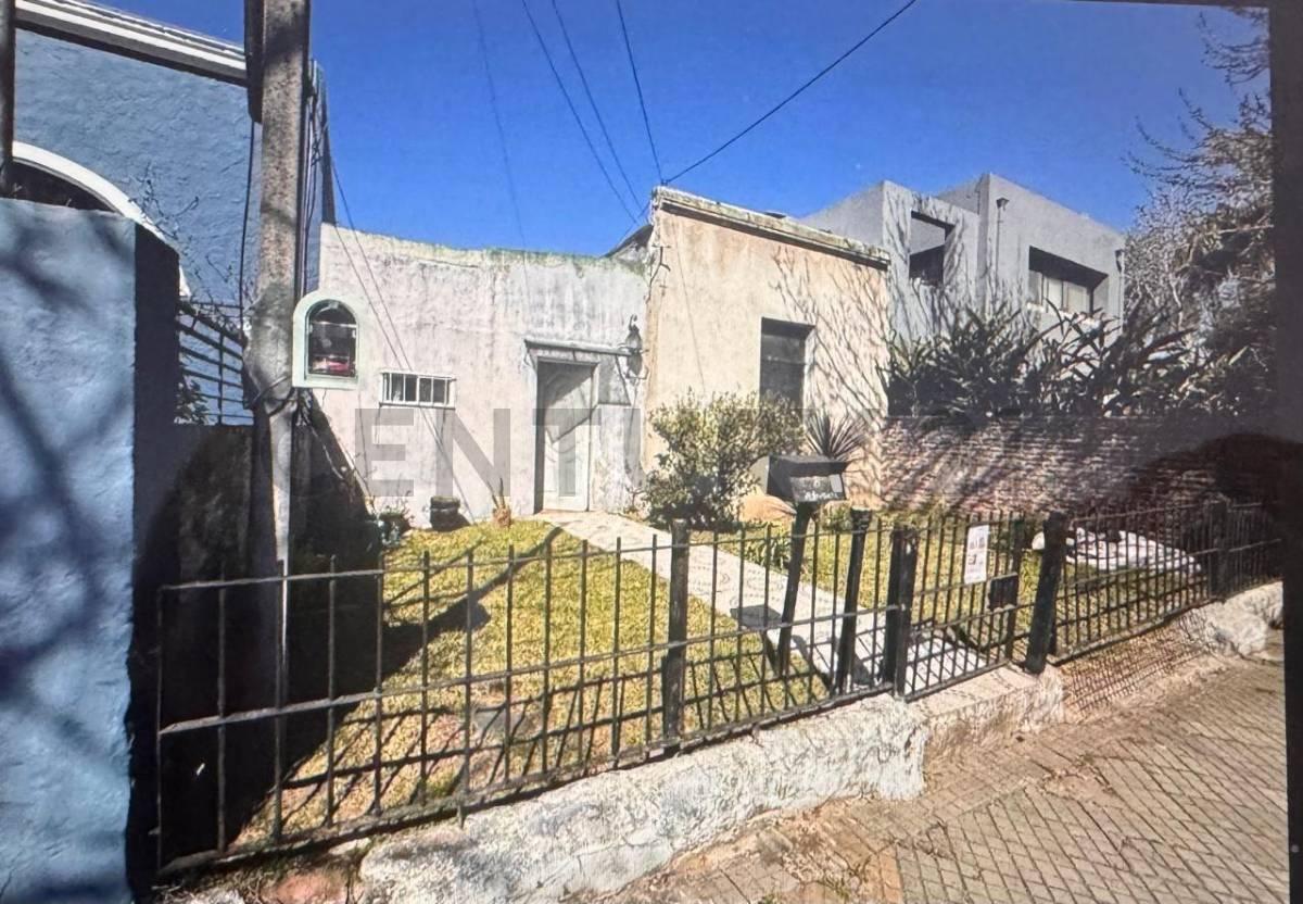 LOTE IDEAL PARA DESARROLLO en una de las mejores zonas residénciales de San Isidro con construcción — foto 1