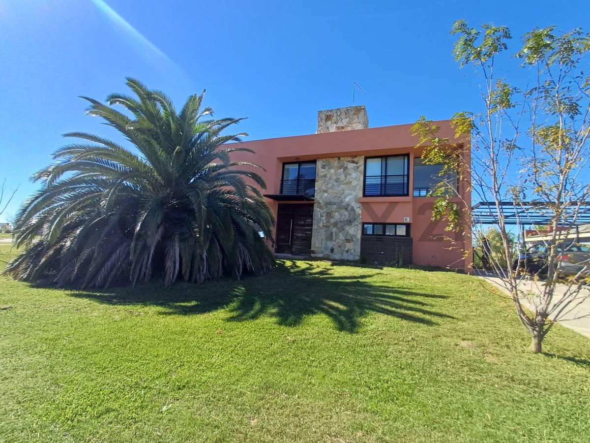 CASA EN VENTA 05 AMB SAN SEBASTIAN AREA 5 — foto 1
