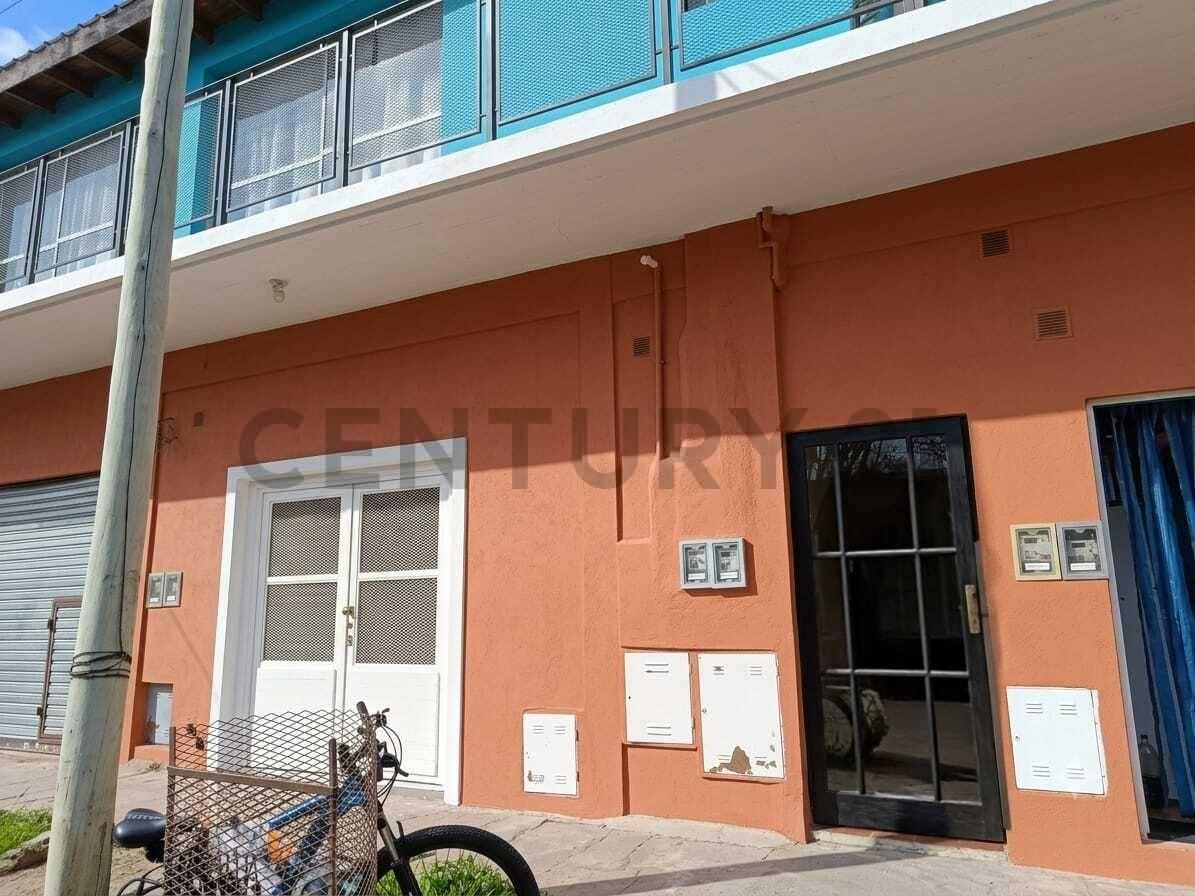 VENTA CARDALES CENTRO | Gran Monoambiente 40m² Apto Consultorio / Estética / Oficina — foto 1