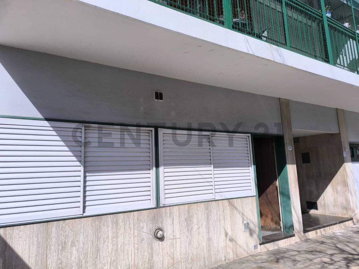 ALQUILER 2 AMBIENTES, PATIO Y COCHERA – VILLA DEVOTO – USO PROFESIONAL — foto 1