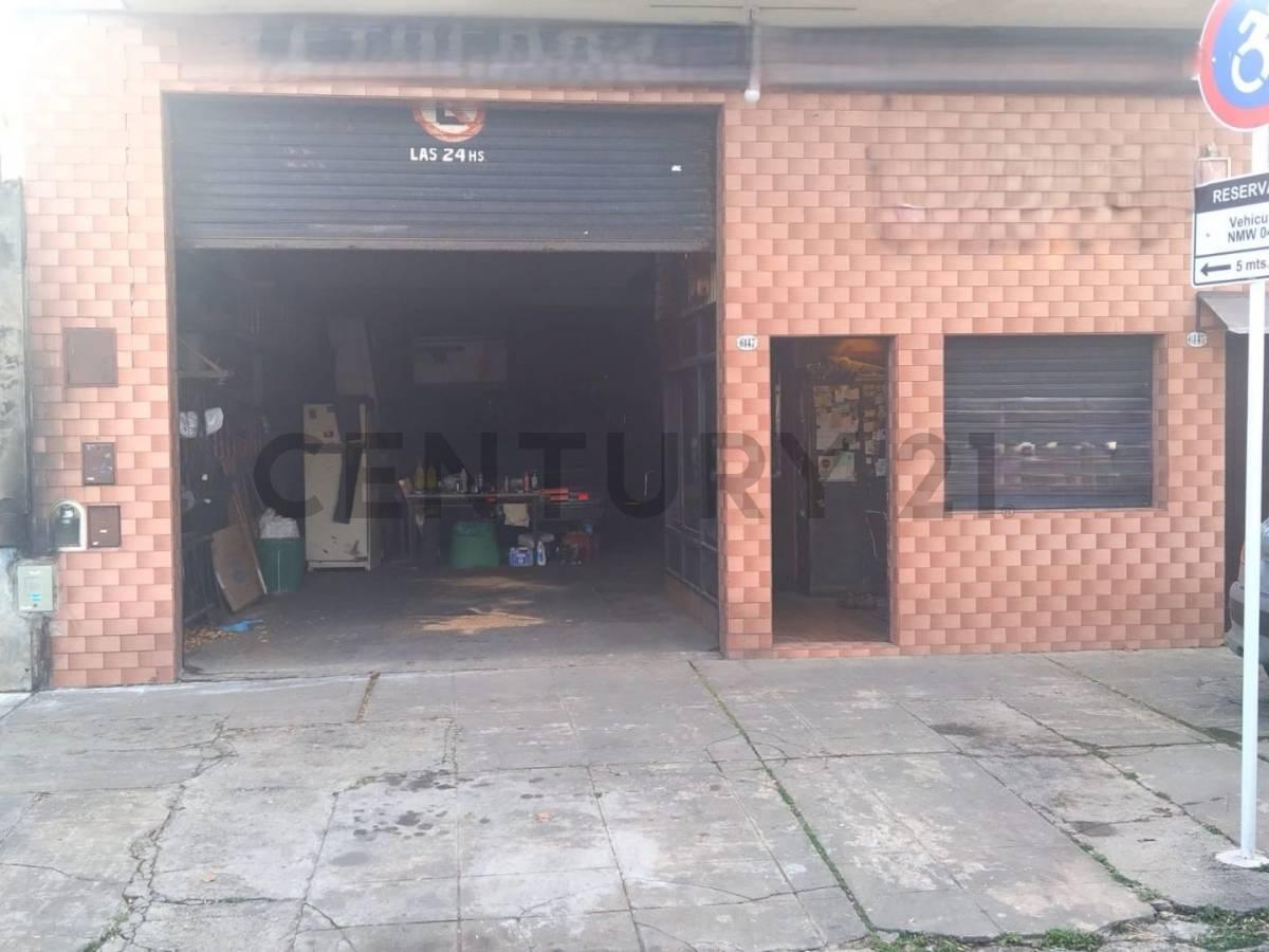 Venta Galpón /Deposito en Versalles — foto 1