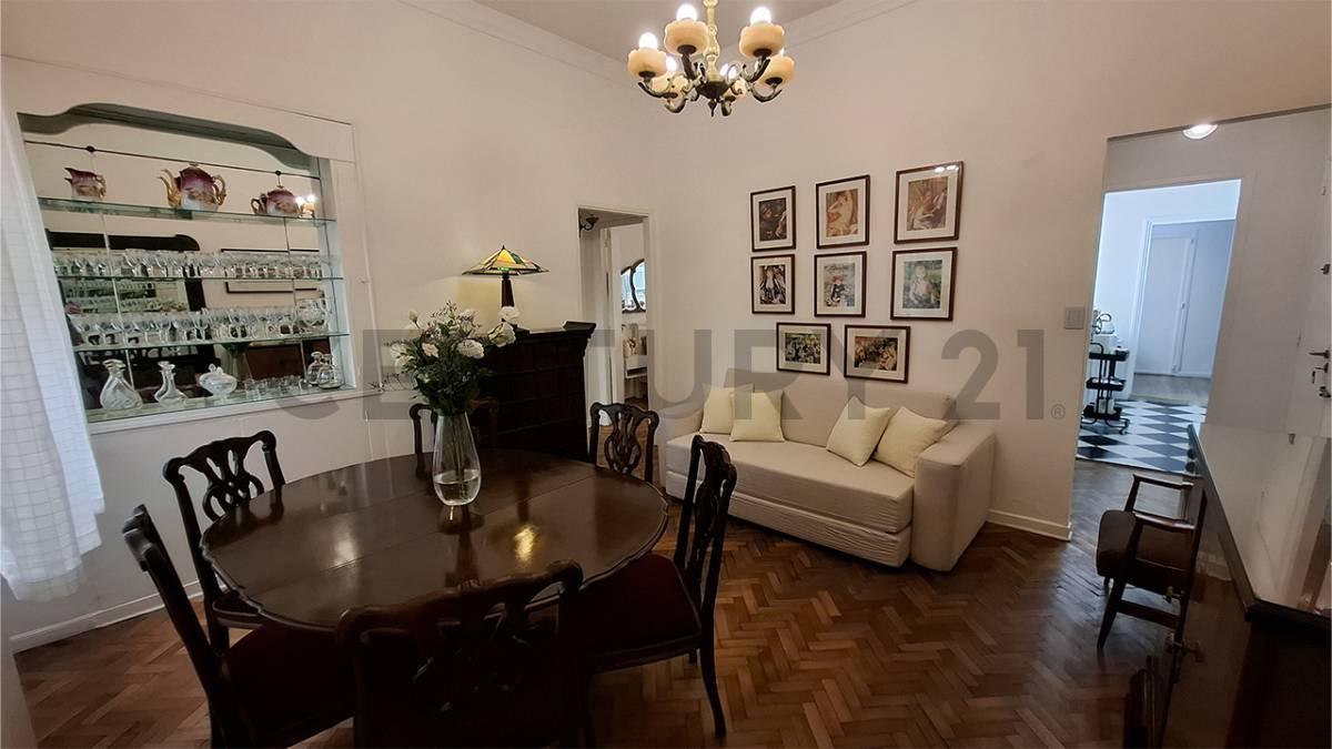 VENTA DEPARTAMENTO 3 AMBIENTES CON DEPENDENCIA IMPECABLE LUMINOSO EN RECOLETA — foto 1