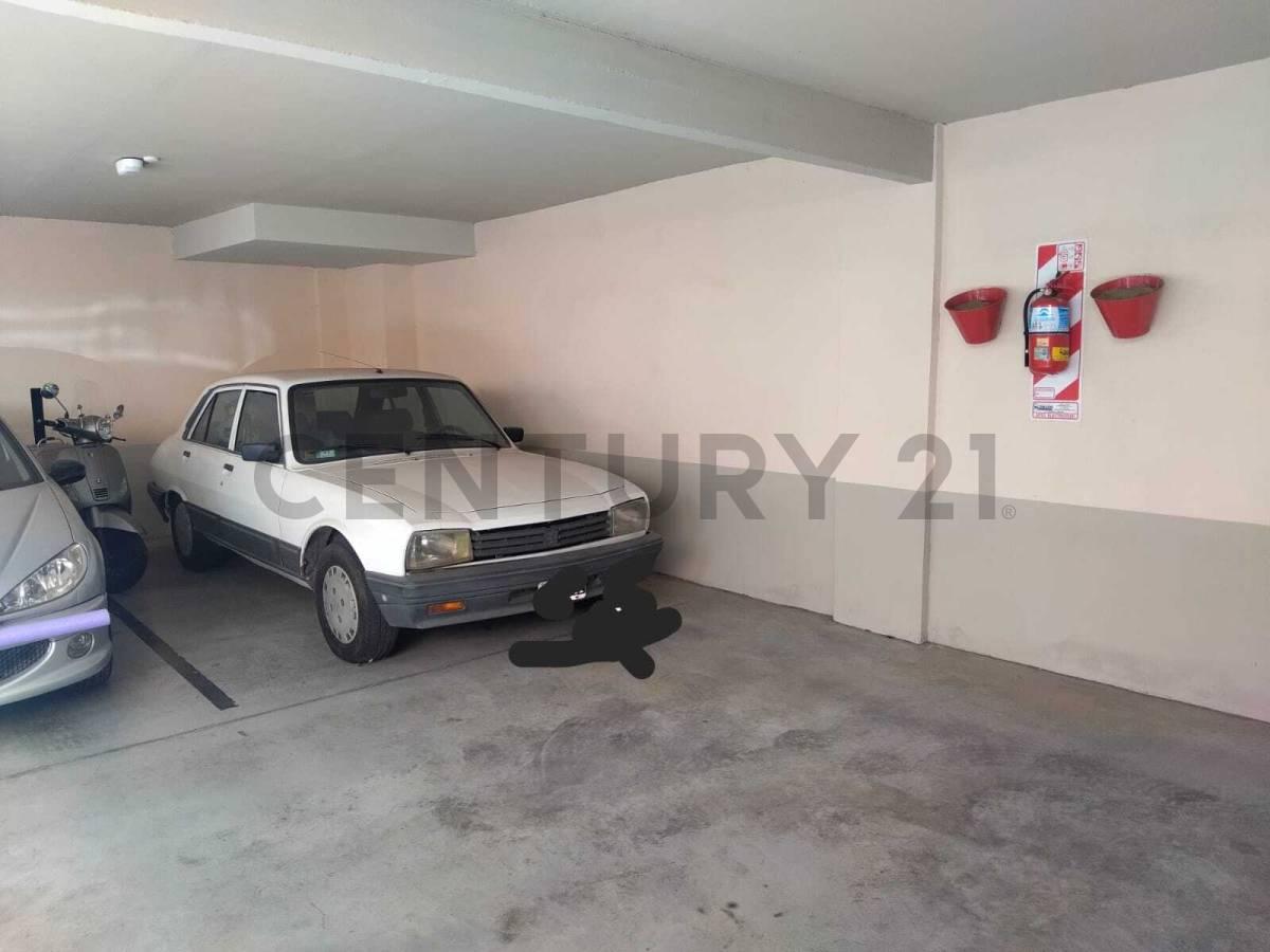VENTA DE COCHERA DESCUBIERTA EN VILLA BALLESTER — foto 1