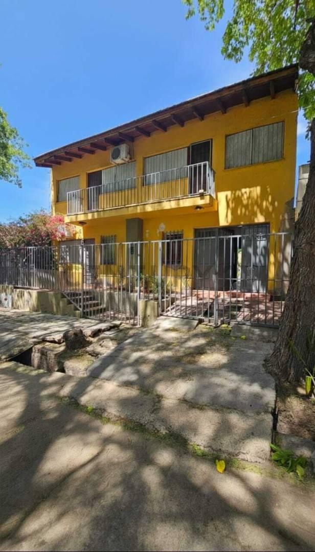 Casa en Calle Las Tipas – Las Heras (Barrio Reconquista) | 3 Dormitorios, Jardín con Pileta y Balcón — foto 1