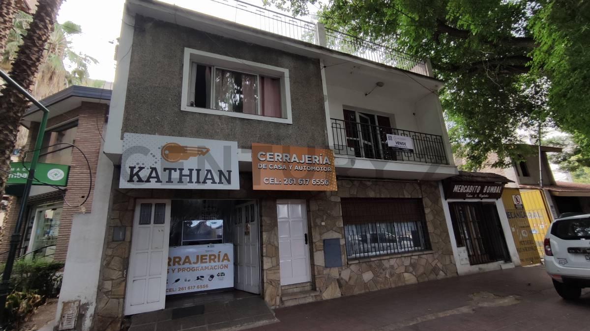 CASA en VENTA en Godoy Cruz — foto 1