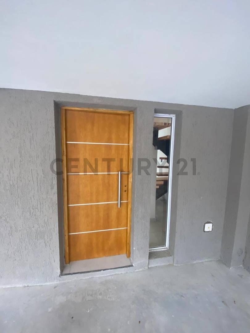 Venta DupleX Maipú Luzuriaga — foto 1