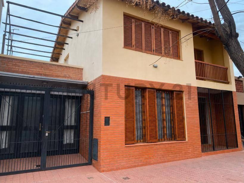 Vendo casa Barrio San Ignacio -Godoy Cruz — foto 1
