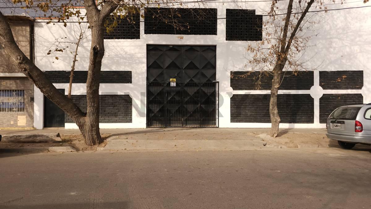 ALQUILER GALPÓN 632 m² | GUAYMALLÉN — foto 1