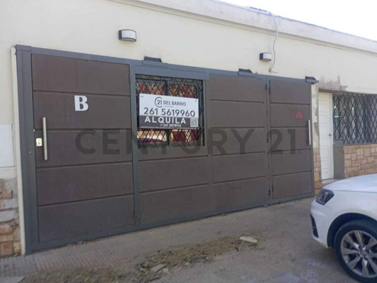 DEPARTAMENTO EN ALQUILER EN SEXTA SECCIÓN, CIUDAD DE MENDOZA — foto 1