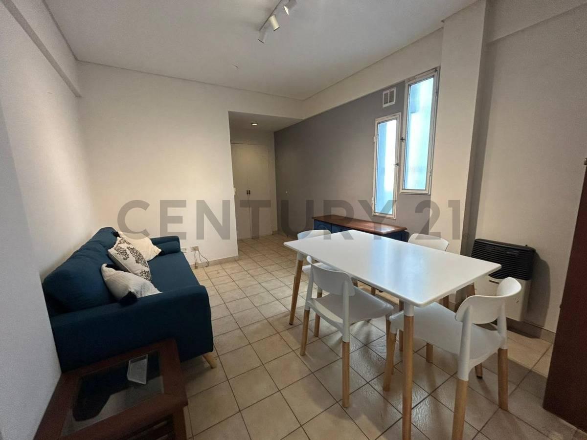 DEPARTAMENTO EN ALMAGRO — foto 1