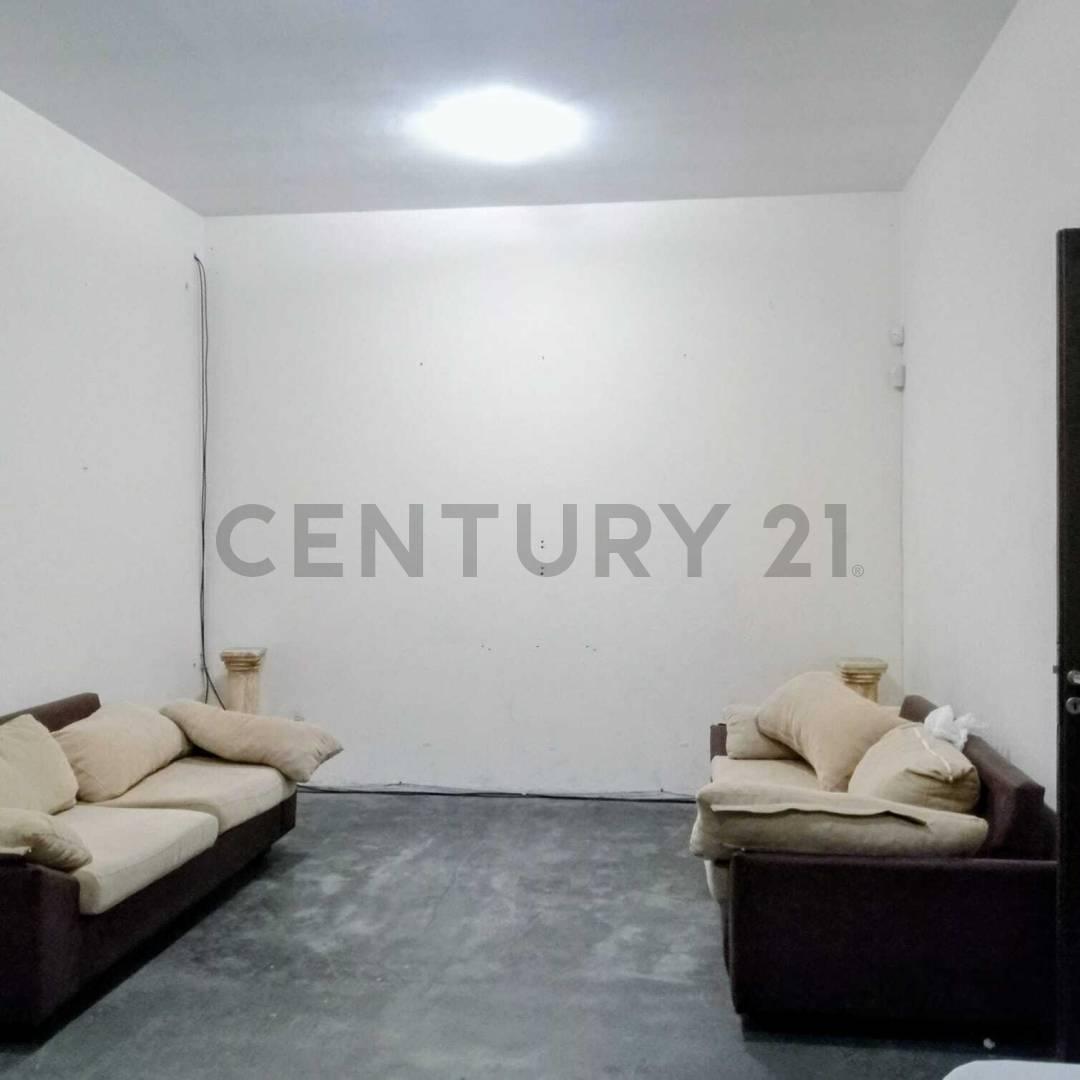 VENTA DE EDIFICIO EN BARRACAS 390 M2 IDEAL PARA DESARROLLO!!! NUEVO VALOR U$S 140.000 !!!! — foto 1