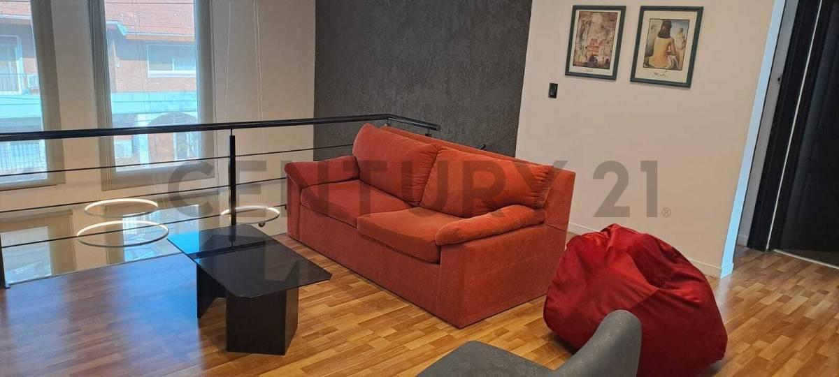 ALQUILER TRIPLEX DE 5 AMBIENTES EN OLIVOS — foto 1