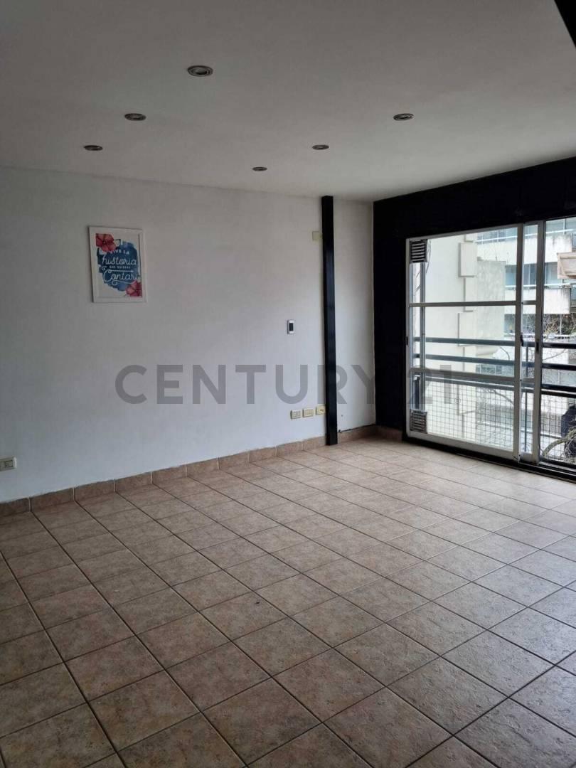 ALQUILER 2 AMBIENTES TIPO DÚPLEX EN VILLA URQUIZA — foto 1