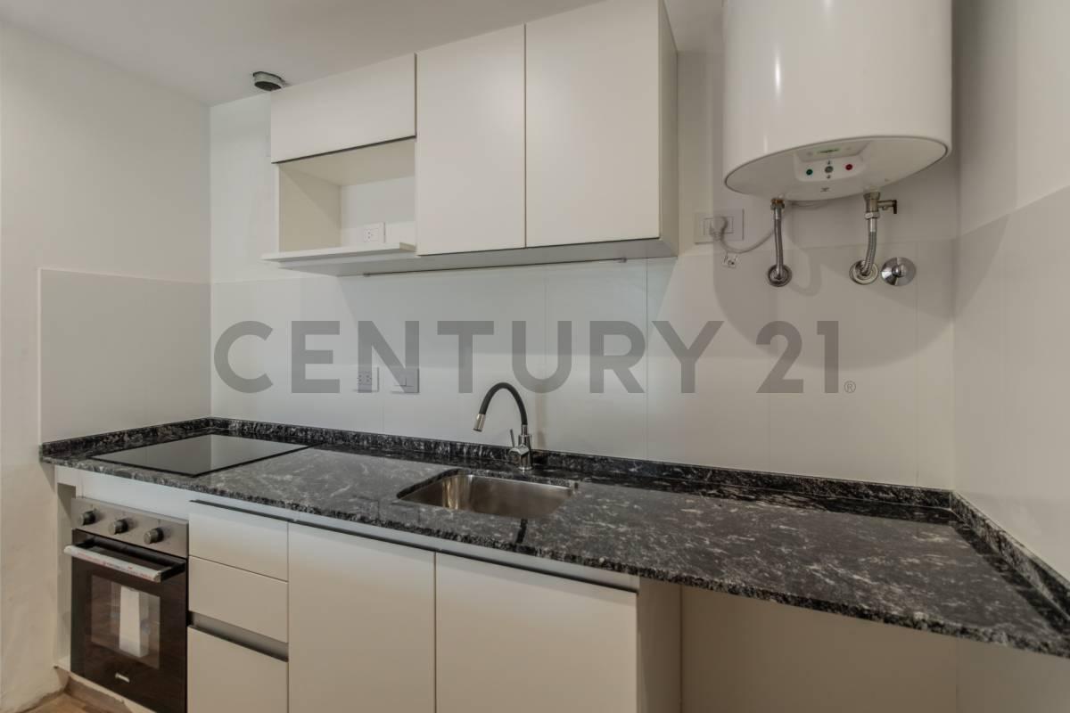 Venta Dos ambientes con balcón en Caballito — foto 1