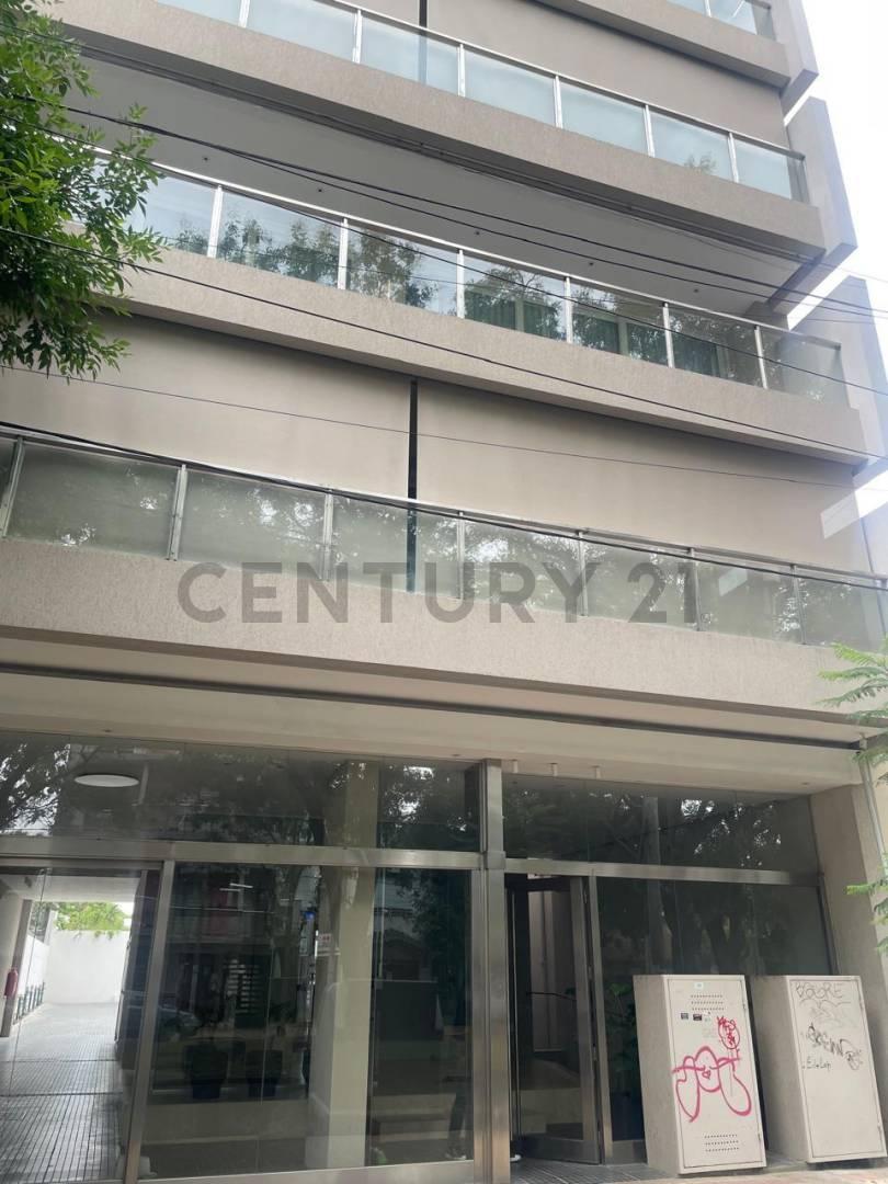 Piso de categoría en venta — foto 1