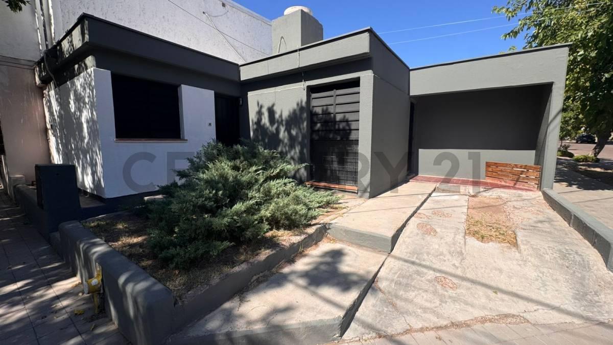 Casa en venta en Godoy Cruz — foto 1