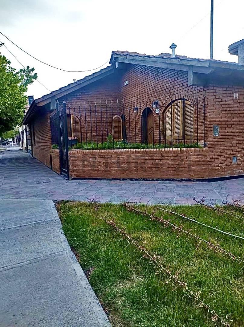 Venta de casa Esquina y Departamento a terminar — foto 1
