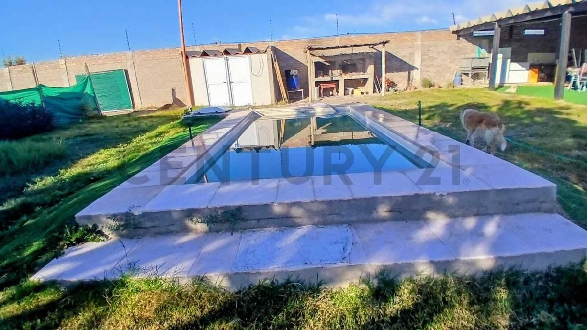 Century 21 Lucio Barroso Vende quincho con pileta — foto 1