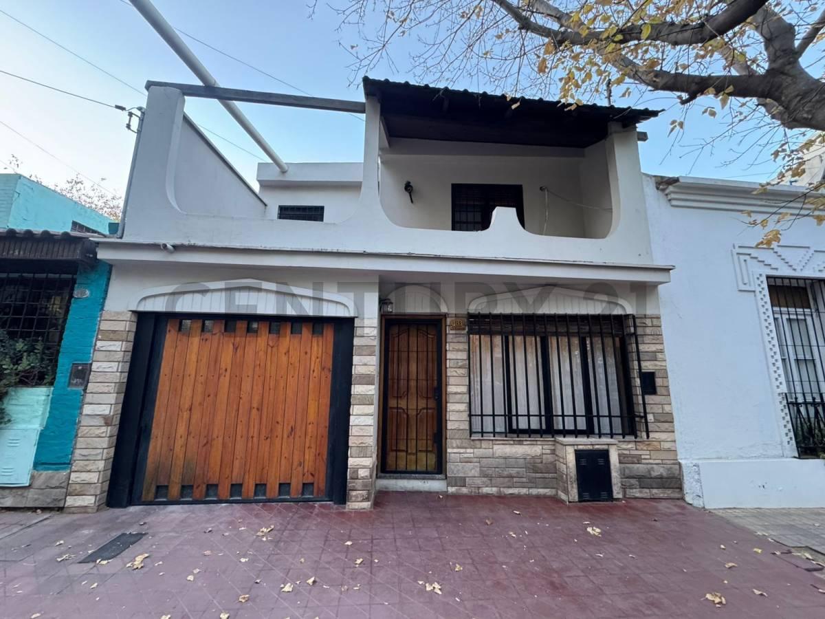 CASA EN VENTA QUINTA SECCION MENDOZA — foto 1