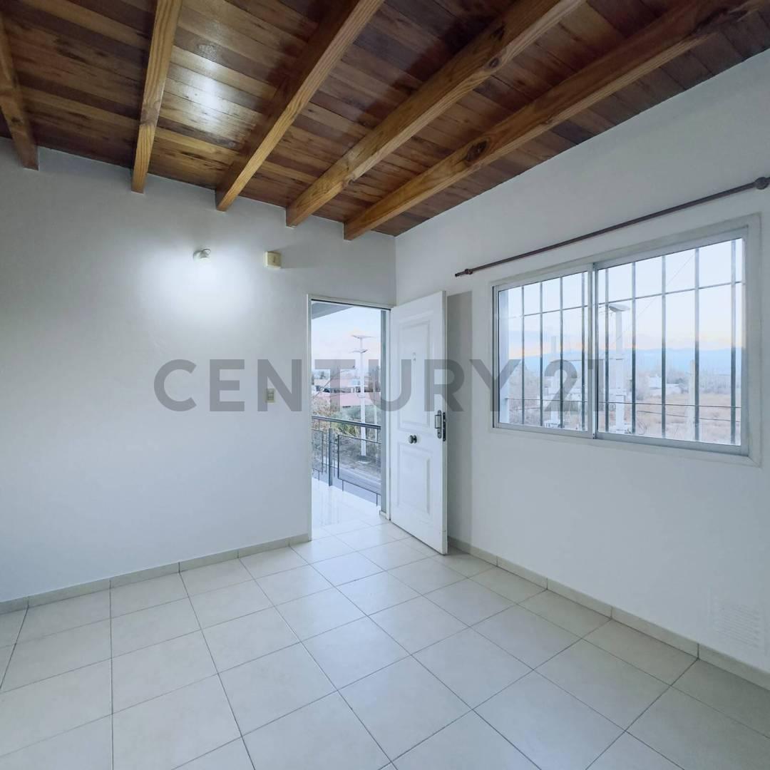 Se alquila departamento calle azcuenaga guaymallen — foto 1