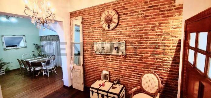 PH 3 AMBIENTES AL FRENTE , MUY BUENA UBICACION EN LANUS OESTE , DIGNA DE VER — foto 1