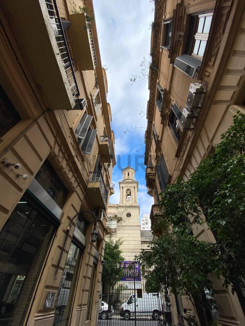 Semipiso de 132 m² en Pasaje de la Piedad – 4 Ambientes + Dependencia a Reciclar — foto 1