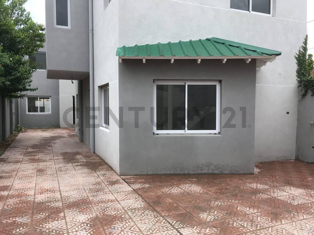 VENTA DUPLEX 3 AMBIENTES CON GARAJE - TEMPERLEY — foto 1