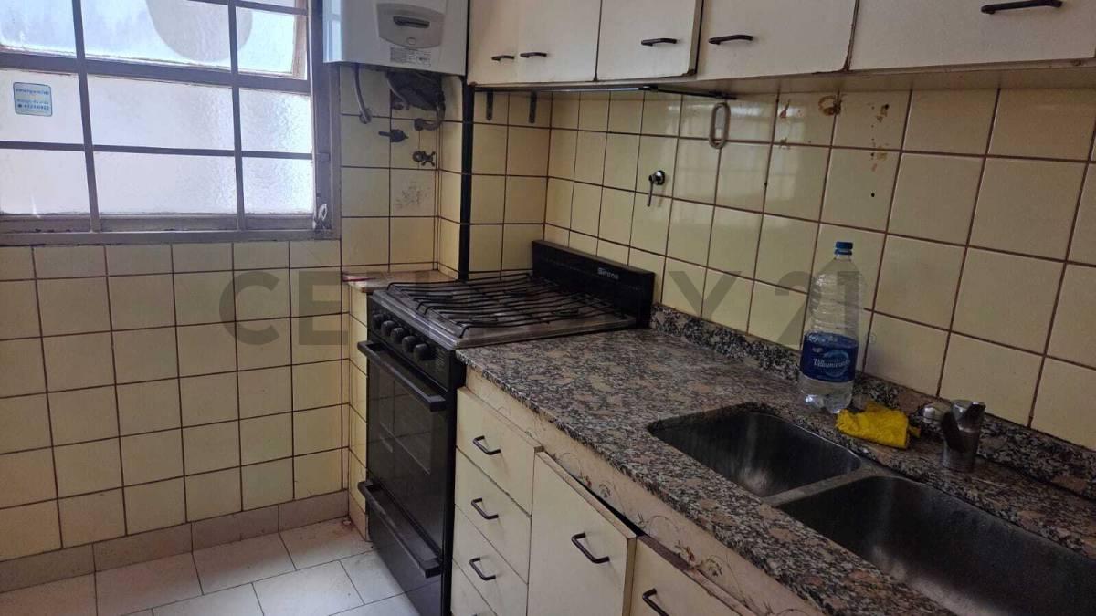 Venta Departamento 2 1/2 ambientes Balvanera CABA — foto 1