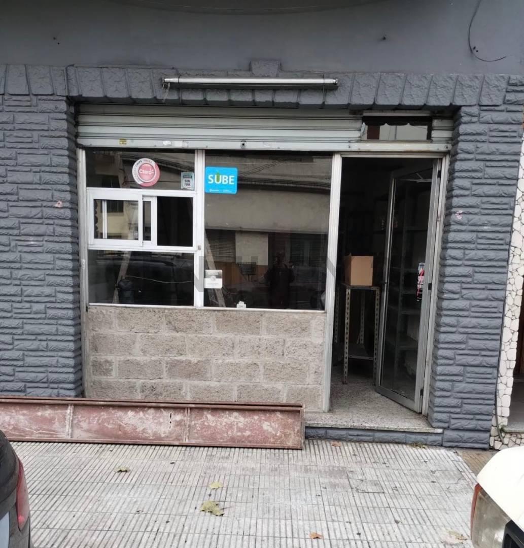 ALQUILER DE LOCAL COMERCIAL EN PIÑEYRO AVELLANEDA — foto 1