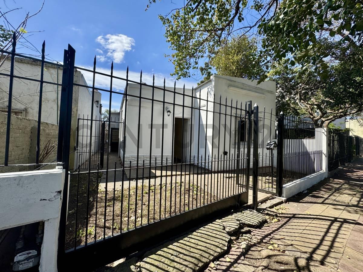 Casa en venta 4 ambientes, Leloir Nº754, Tempreley — foto 1