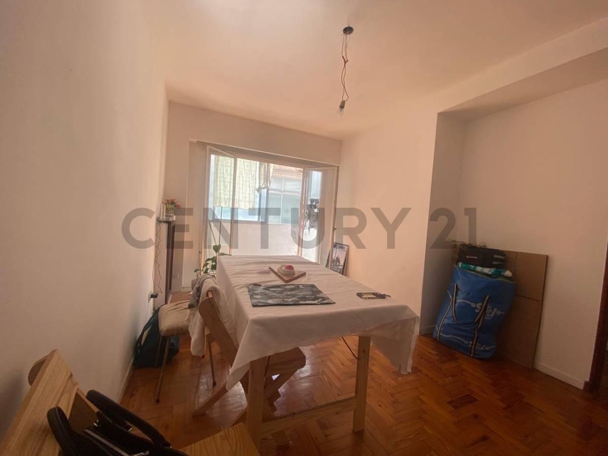 VENTA DE DEPARTAMENTO 3 AMBIENTES EN EXCELENTE ESTADO — foto 1