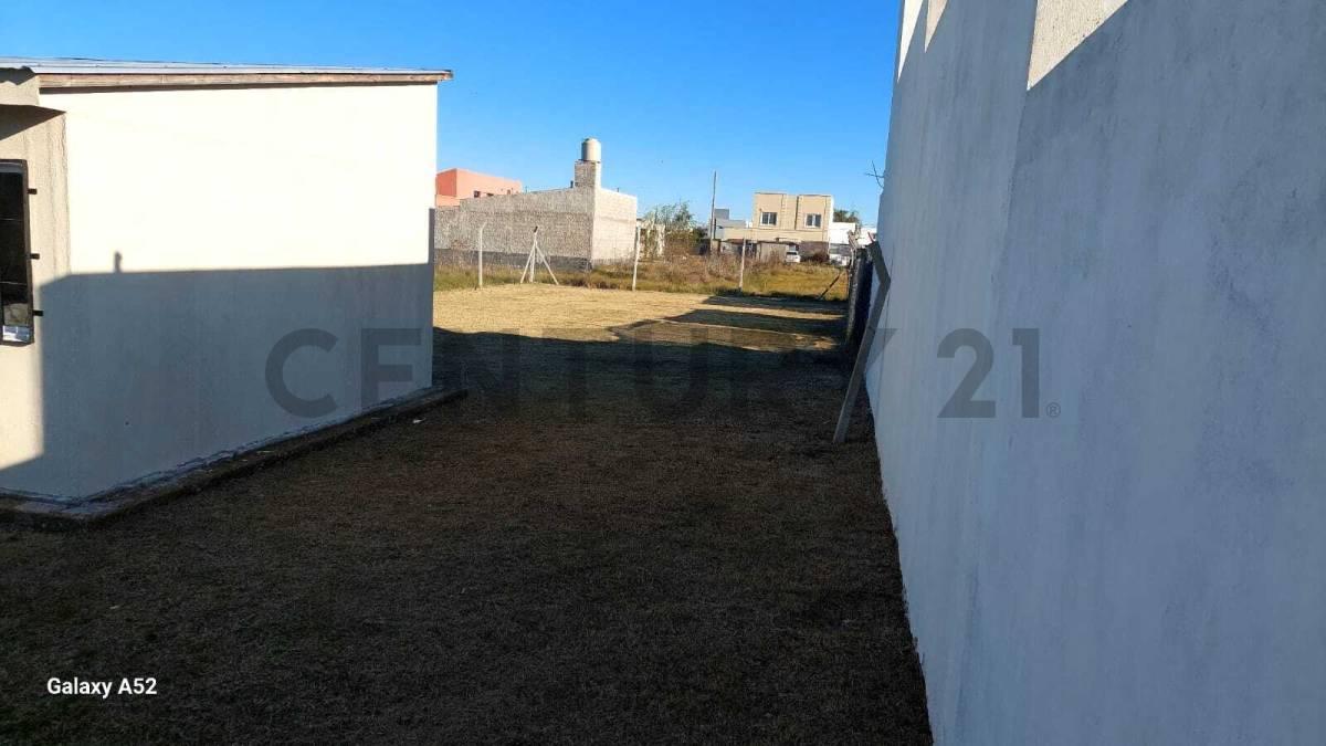 Lote en venta 3 entre 488 y 489. Villa Castells — foto 1