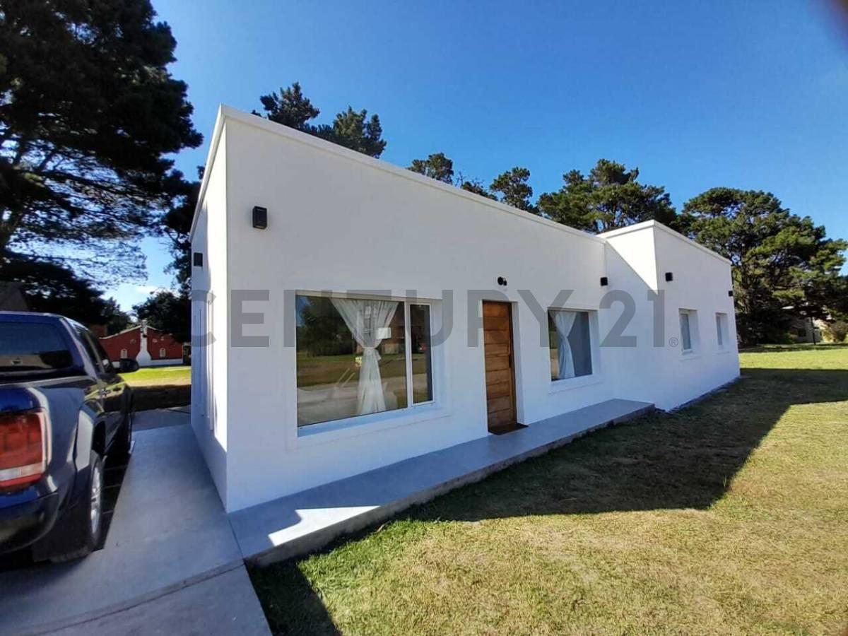 VENTA CASA 3 AMBIENTES LAS LOMAS MIRAMAR — foto 1