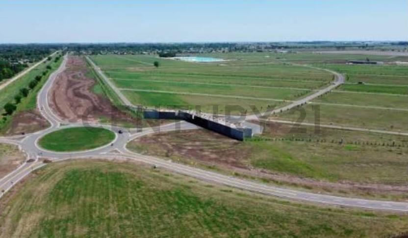 Lote en venta en Vida Lagoon – Funes — foto 1